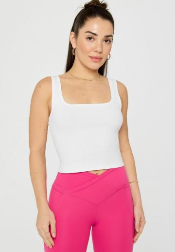 Спортивный топ