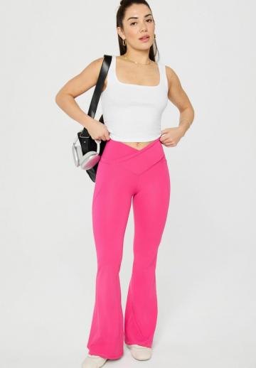 Спортивный топ