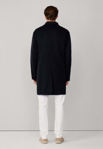 Короткое пальто