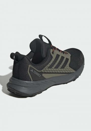 Беговые кроссовки