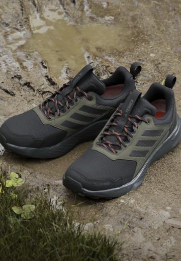 Беговые кроссовки