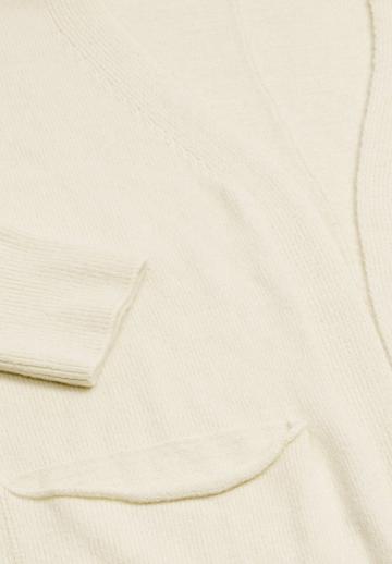 Длинный жилет