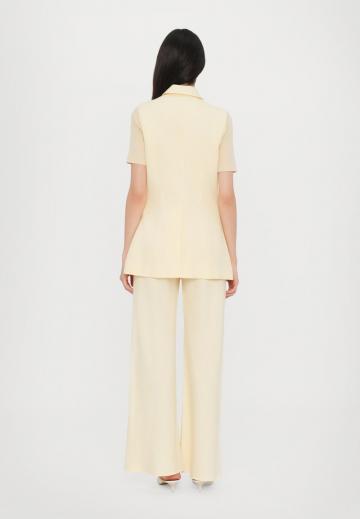 Длинный жилет