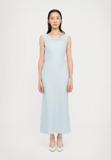 Длинное платье