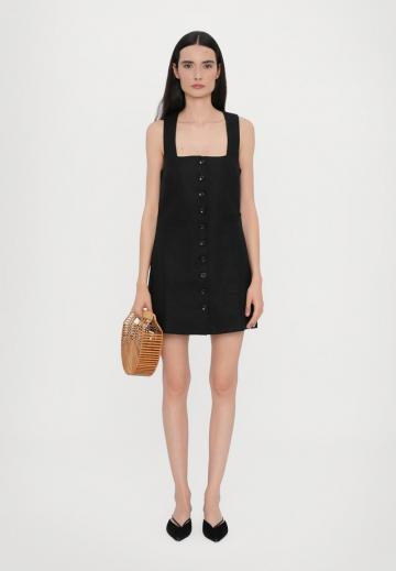 Короткое платье