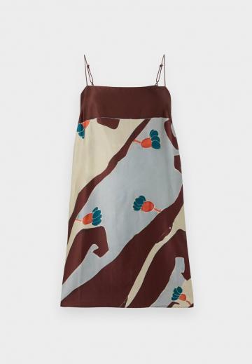 Прямые брюки