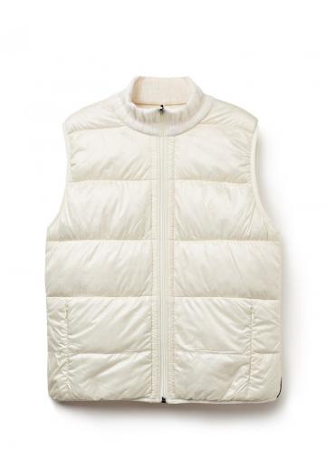 Пуховой жилет