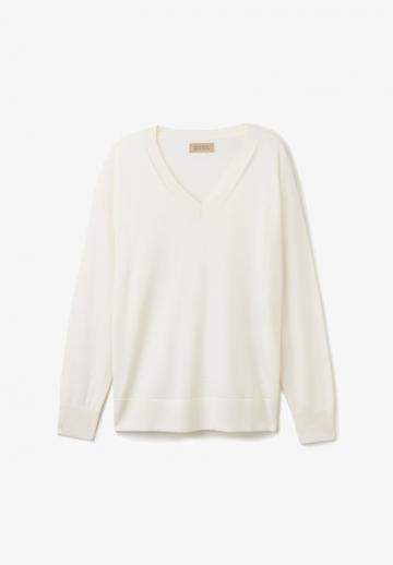 Пуловер с вырезом V