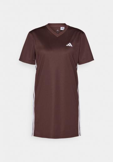 Спортивное платье