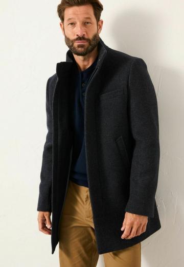 Короткое пальто