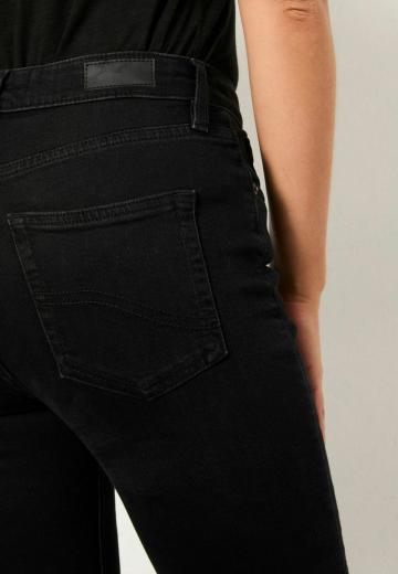 Клешеные брюки