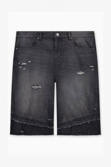 Короткие джинсы