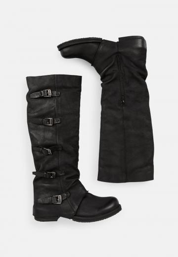 Ковбойские сапоги