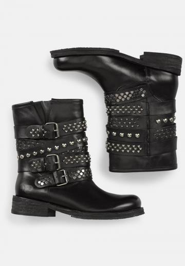 Ковбойские сапоги