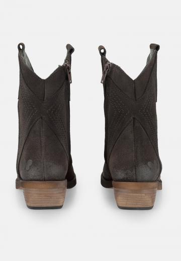 Ковбойские сапоги