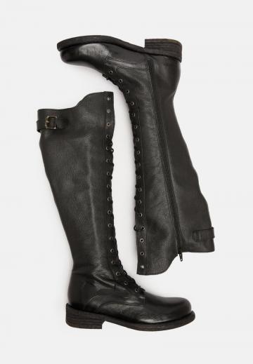 Сапоги на шнуровке