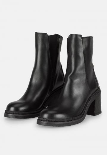 Полусапожки на платформе