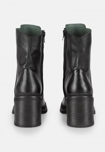 Полусапожки на платформе