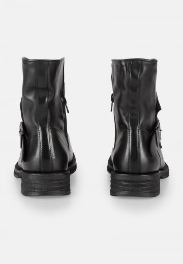 Широкие сапоги