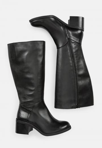 Широкие сапоги