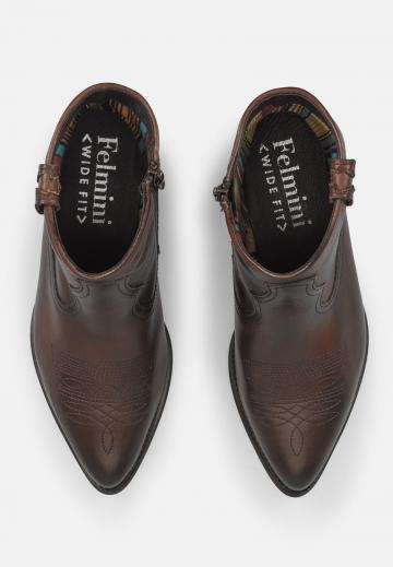 Широкие сапоги