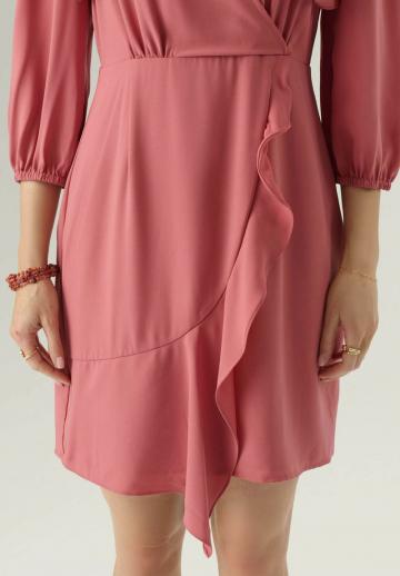 Короткое платье