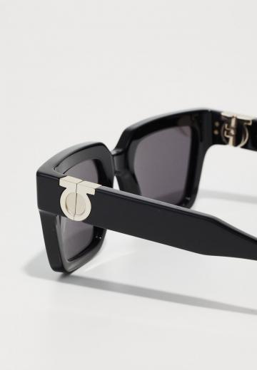 Солнечные очки