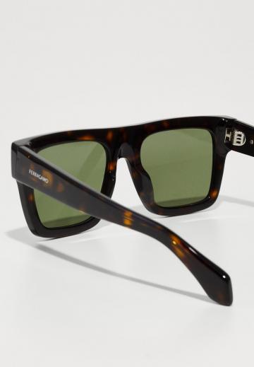 Солнечные очки