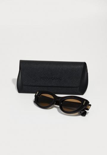 Солнечные очки