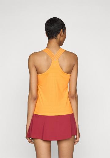 Спортивный топ