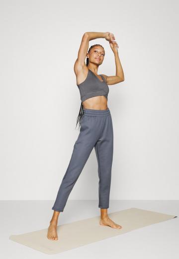 Бюстгальтер без косточек