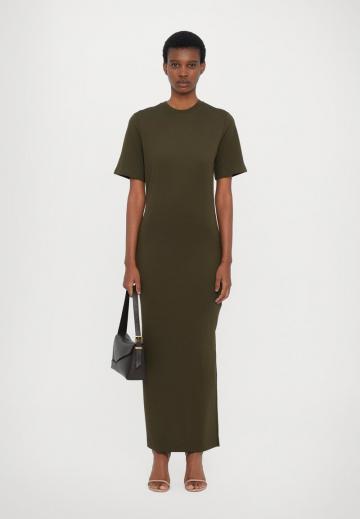 Длинное платье