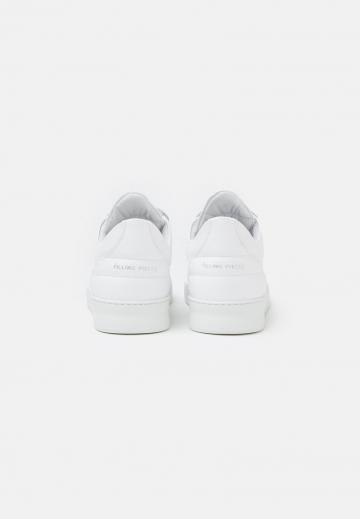 Гандбольные кроссовки