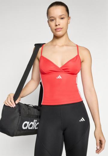 Спортивный топ