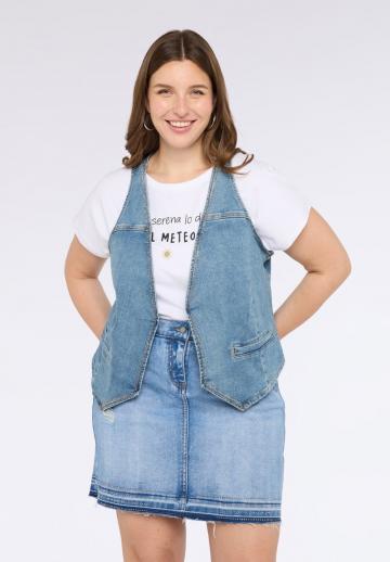 Джинсовая жилетка