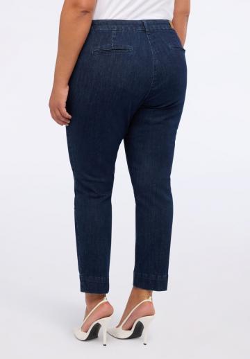 Короткие джинсы