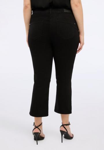 Короткие джинсы