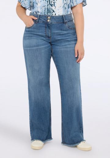 Прямые джинсы