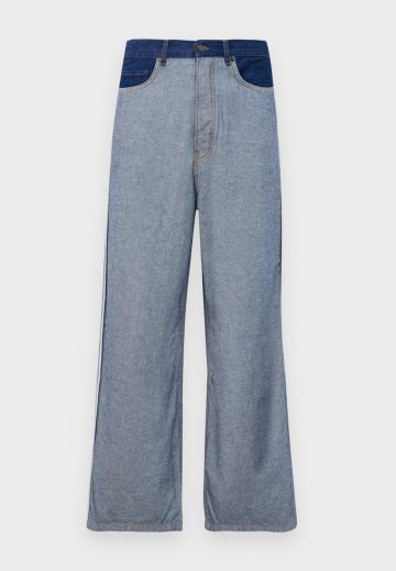 Свободные джинсы