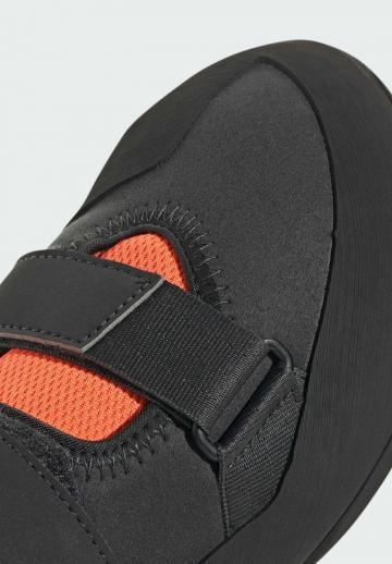 Походная обувь