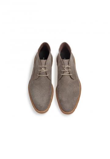 Ботинки на шнуровке