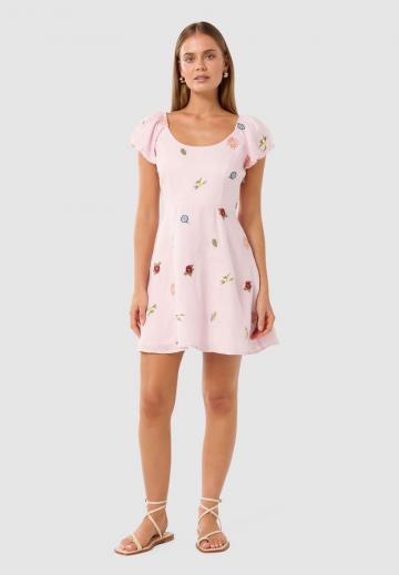 Короткое платье