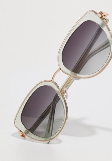 Солнечные очки