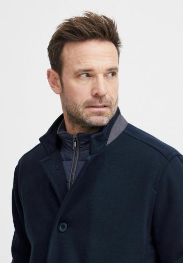 Шерстяное пальто