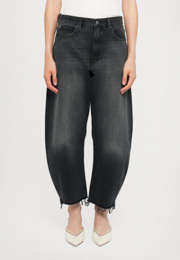 Свободные джинсы
