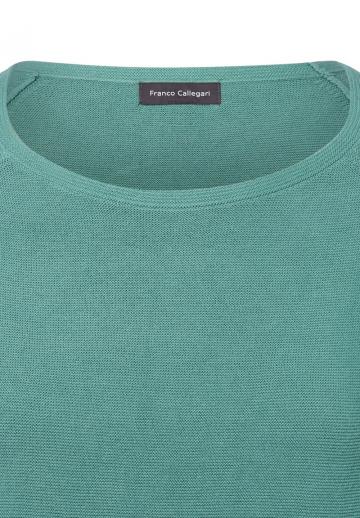 Пуловер в полоску