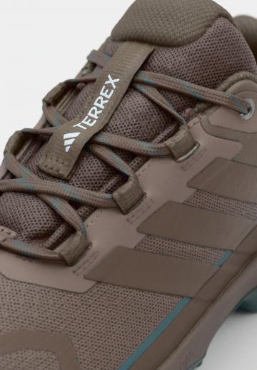 Походная обувь