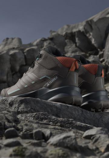 Походные сапоги