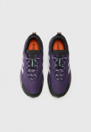 Беговые кроссовки