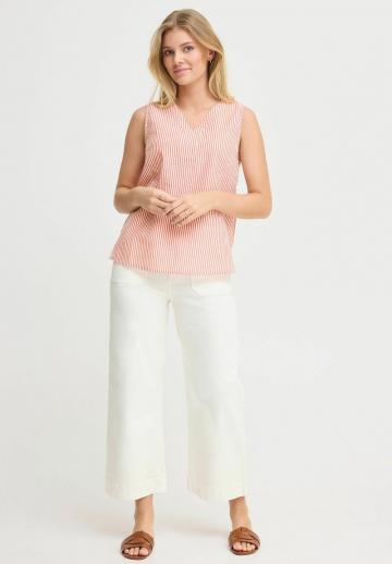 Блузка без рукавов